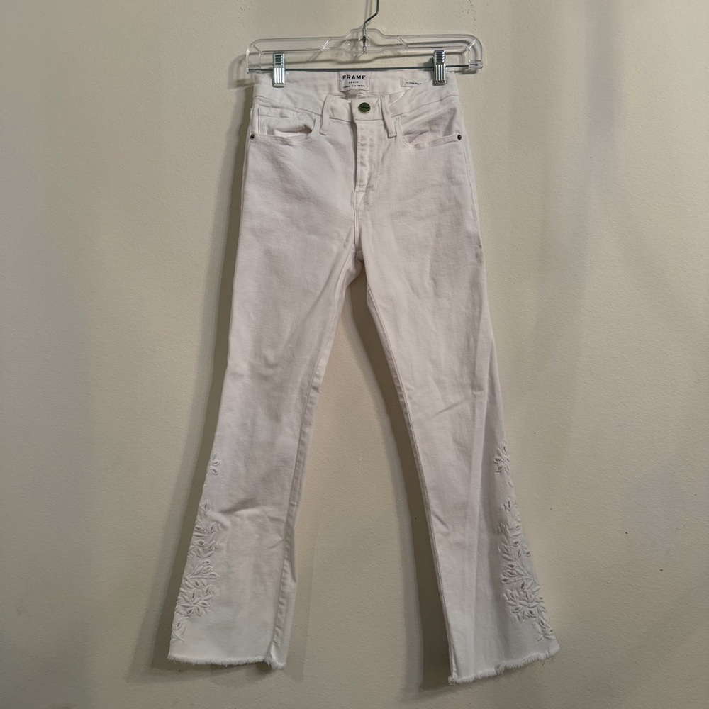 Frame Le Crop Mini Boot Women Jeans With Floral White Embroidery